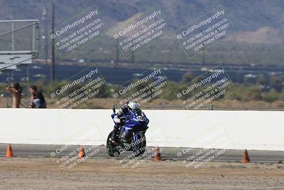 media/Oct-05-2025-CVMA (Sun) [[beeef4f201]]/Race 2-Supersport Middleweight/